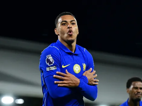 Transferências de € 100 milhões mudam mercado da bola europeu
