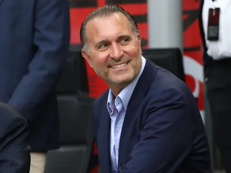 Dono do Milan afirma que maior rival está fora da Itália