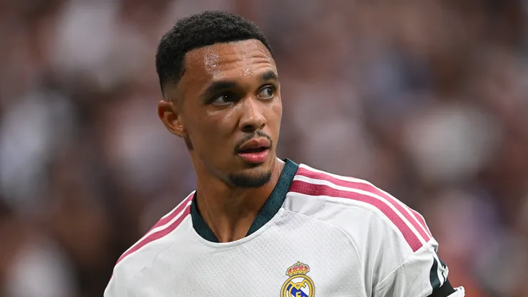 Alexander-Arnold pelo Real Madrid. (Foto: Denis Doyle/Getty Images)