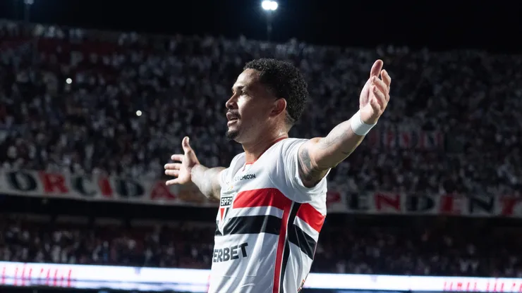 Luciano jogador do São Paulo comemora seu gol durante partida contra o Atlético-MG no estádio Morumbi pelo campeonato Brasileiro A 2026. Foto: VITOR BITENCOURT/RP FOTOPRESS/AGIF
