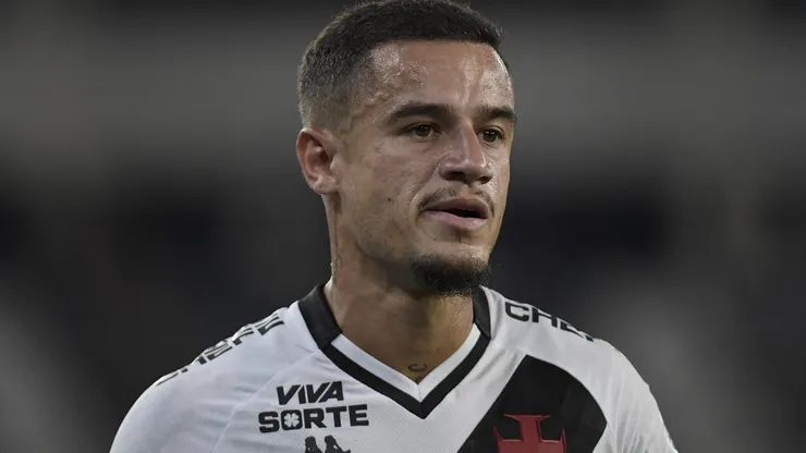 Santos negocia a contratação de Coutinho.