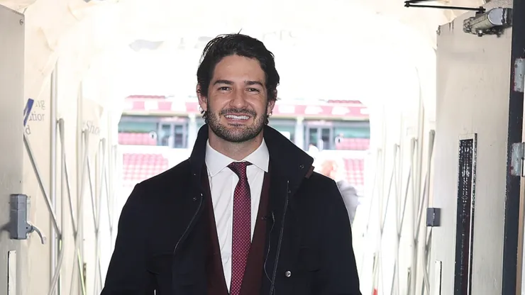 Alexandre Pato, potencial investidor do Northampton Town, antes da partida da Sky Bet League Two 2026/27 entre Northampton Town e Newport County no Sixfields, em 5 de setembro de 2026, em Northampton, Inglaterra. (Foto de Pete Norton/Getty Images)