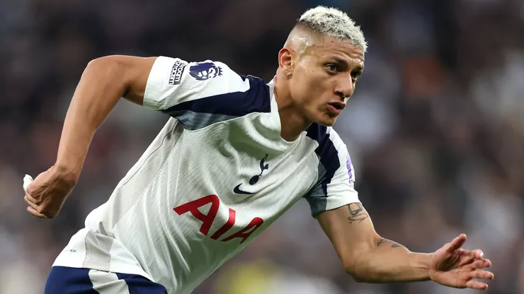 Richarlison recua em rescisão com o Tottenham.