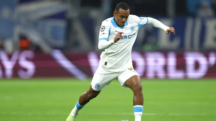 MARSEILLE, FRANCE - NOVEMBER 25: Igor Paixao of Olympique de Marseille runs with the ball during the UEFA Champions League 2025/26 League Phase MD5 match between Olympique de Marseille and Newcastle United FC at Stade de Marseille on November 25, 2025 in Marseille, France. (Photo by Alexander Hassenstein/Getty Images)