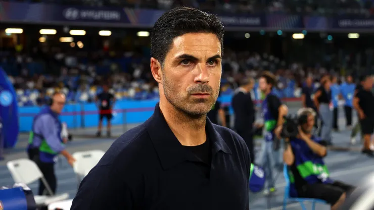 Mikel Arteta antes da partida da Champions League entre Napoli e Arsenal. (Photo by Maurizio Lagana/Getty Images)