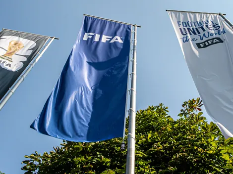 Romênia inova com cartão preto e ideia pode ir à FIFA