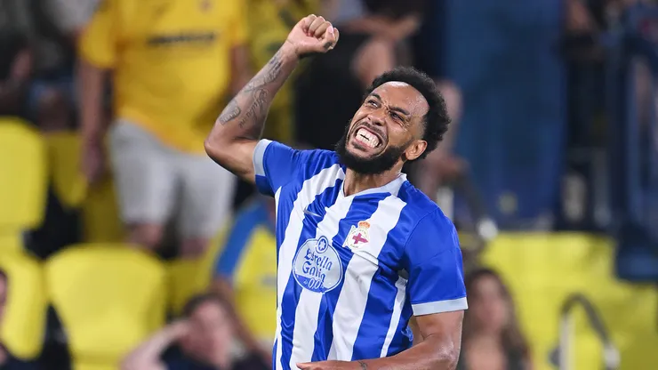 VILLARREAL, SPAIN - SEPTEMBER 05: Pierre-Emerick Aubameyang of Deportivo de A Coruna celebrates scoring his team’s third goal during the LaLiga EA Sports 2026/27 match between Villarreal CF and RC Deportivo de A Coruna at Estadio de la Ceramica on September 05, 2026 in Villarreal, Spain. (Photo by David Ramos/Getty Images)