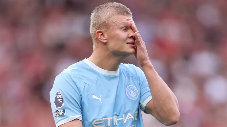 Haaland durante a partida da Premier League entre Manchester United e Manchester City. (Photo by Carl Recine/Getty Images)