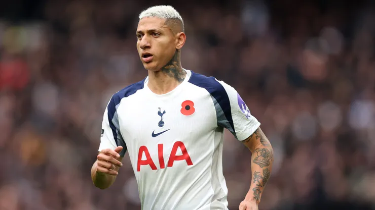 Richarlison of Tottenham Hotspur during the Premier League match between Tottenham Hotspur and Manchester United at Tottenham Hotspur Stadium on November 08, 2025 in London, England.