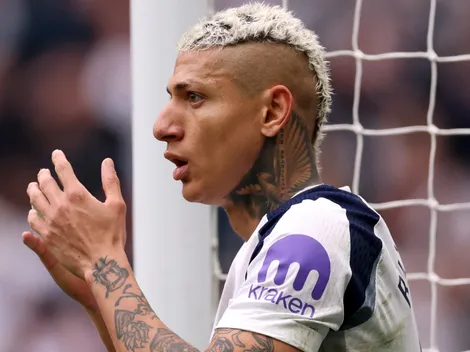Richarlison reage com tristeza nas redes após descarte no Tottenham