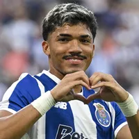 Porto avalia compra da porcentagem de William Gomes