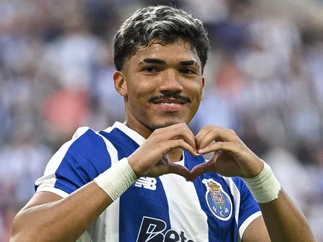 Porto avalia compra da porcentagem de William Gomes