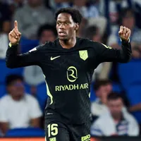 Jonathan David aproveita chance e ganha espaço no Atlético