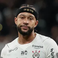 Memphis Depay vive crise no Corinthians