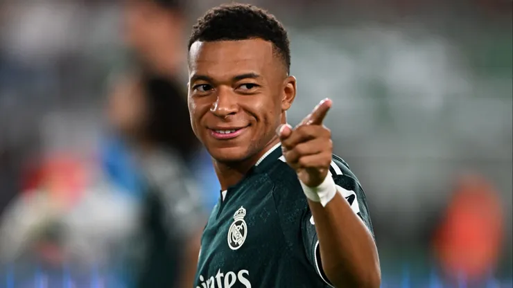 Mbappé vê chance de ganhar a Bola de Ouro - Foto: Francisco Macia/Getty Images.