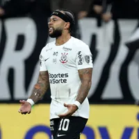 Memphis Depay recebe críticas na Europa após eliminação