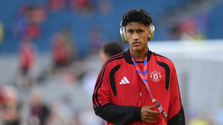 Joseph Junior Andreou Gabriel, do Manchester United, é fotografado antes do amistoso de pré-temporada entre Leeds United e Manchester United no Croke Park, em 12 de agosto de 2026, em Dublin, Irlanda. (Foto de Charles McQuillan/Getty Images)