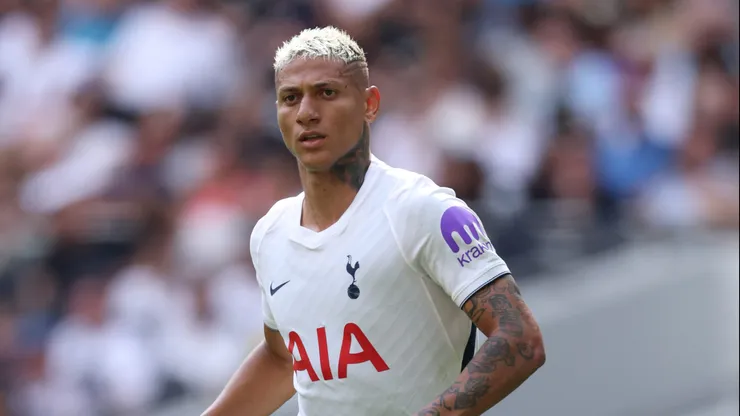 Richarlison tem futuro incerto no Tottenham.