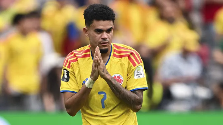 Luis Díaz durante partida das oitavas de final da Copa do Mundo entre Suíça e Colômbia. (Photo by David Ramos/Getty Images)