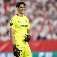 River Plate mira Bounou para substituir goleiro em possível saída