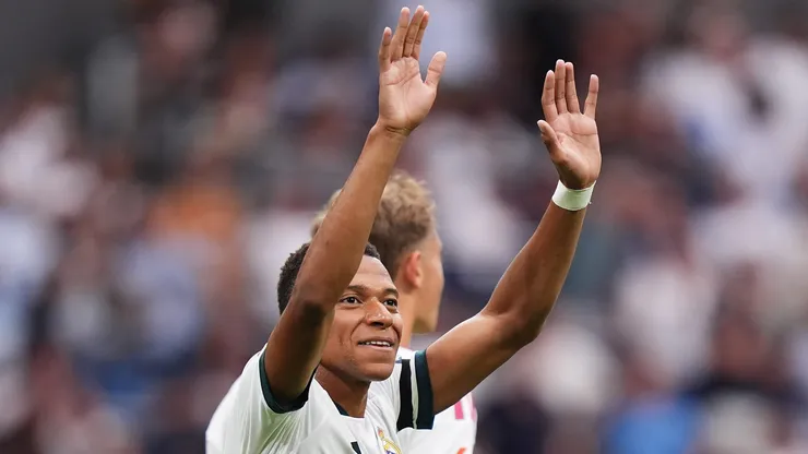 Kylian Mbappe of Real Madrid celebrates scoring his team’s third goal during the LaLiga EA Sports 2026/27 match between Real Madrid and Malaga CF at Estadio Santiago Bernabeu on August 30, 2026 in Madrid, Spain.