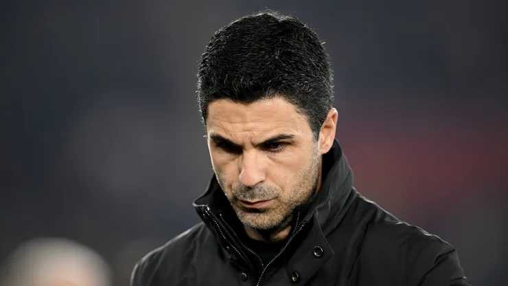 SOUTHAMPTON, ENGLAND - APRIL 04: Mikel Arteta, Manager of Arsenal, looks on during the Emirates FA Cup Quarter Final match between Southampton and Arsenal at St Mary's Stadium on April 04, 2026 in Southampton, England. (Photo by Mike Hewitt/Getty Images)
