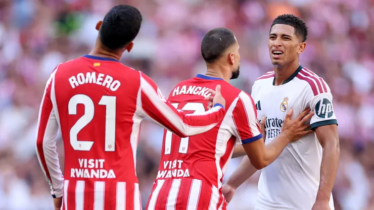 MADRID, SPAIN - SEPTEMBER 20: Jude Bellingham of Real Madrid reacts with Cristian Romero of Atletico Madrid during the LaLiga EA Sports 2026/27 match between Atletico de Madrid and Real Madrid at Riyadh Air Metropolitano on September 20, 2026 in Madrid, Spain. (Photo by Florencia Tan Jun/Getty Images)