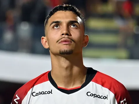 Olheiros do Barcelona acompanham Arthur Dias na Baixada