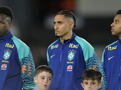 Raphinha e Vini chegam à Seleção em momentos opostos