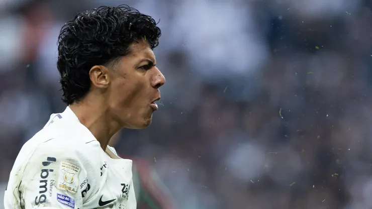 Iago Machado jogador do Corinthians durante partida contra o Fluminense no estádio Arena Corinthians pelo campeonato Brasileiro A 2026. Foto: Joisel Amaral/AGIF