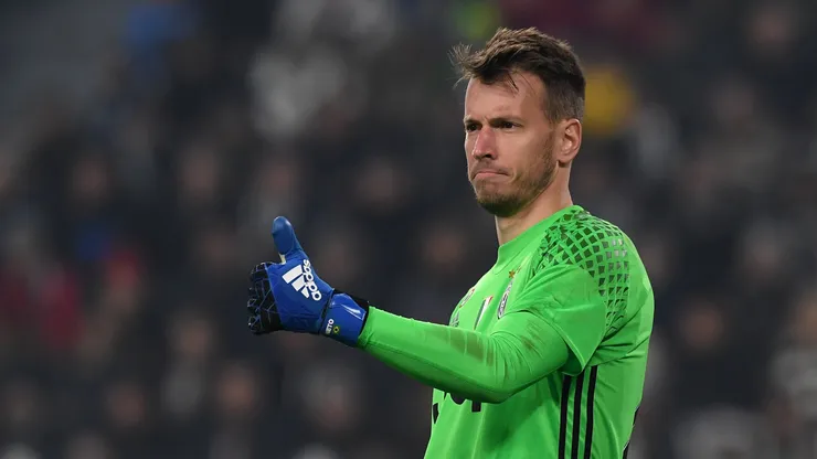 Neto da Juventus FC gesticula durante a partida da Copa TIM entre Juventus FC e SSC Napoli na Juventus Arena em 28 de fevereiro de 2017 em Torino, Itália. (Foto de Valerio Pennicino/Getty Images)