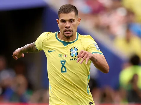Bruno Guimarães lamenta pênalti perdido contra a Noruega