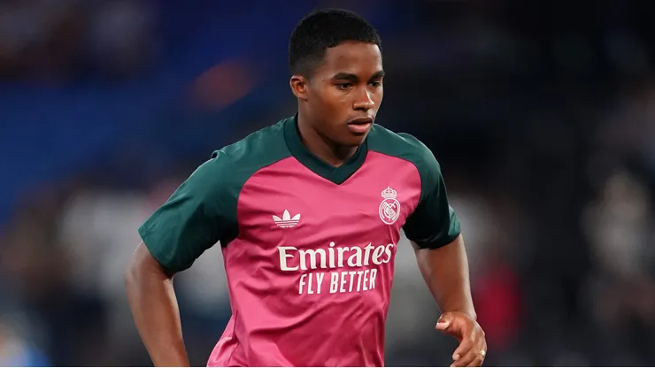 Endrick interessa ao Milan.