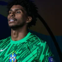 Hugo Souza surge como titular diante da Austrália