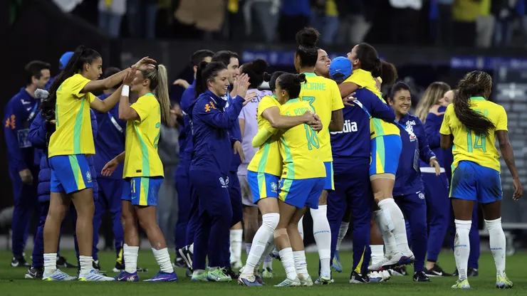 SAO PAULO, BRAZIL - JUNE 06: Players of Brazil celebrate after an international friendly match between Brazil and United States at Neo Quimica Arena on June 06, 2026 in Sao Paulo, Brazil. (Photo by Alexandre Schneider/Getty Images)
