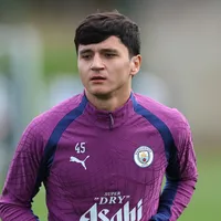 Chelsea demonstra interesse em Khusanov, do Manchester City