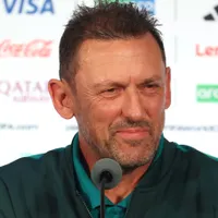 Popovic prepara Austrália com nomes da Copa