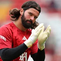 Juventus mira Alisson e situação no Liverpool pesa