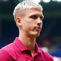 Barcelona topa ouvir o mercado para negociar Dani Olmo