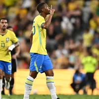 Análise: Rayan ganha terreno entre jovens da Seleção
