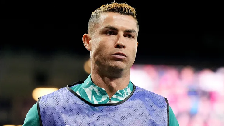 Cristiano Ronaldo fica 90 minutos no banco em Noruega x Portugal. Foto: Marius Nordnes / Nordnes Foto/Getty Images)