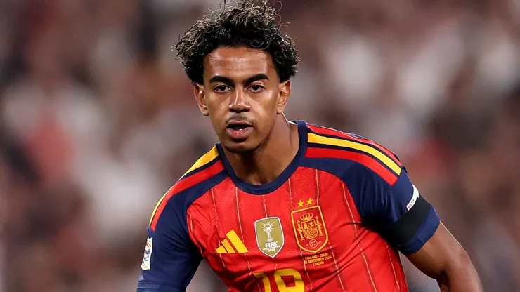 LONDON, ENGLAND - SEPTEMBER 26: Lamine Yamal of Spain during the UEFA Nations League 2026/27 group phase match between England and Spain at Wembley Stadium on September 26, 2026 in London, England. (Photo by Carl Recine/Getty Images)