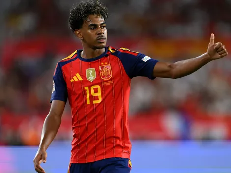 Lamine Yamal faz dois em goleada da Espanha
