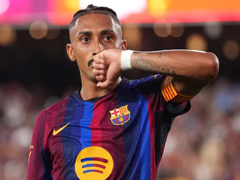Raphinha ganha novo contrato após se reinventar no Barça