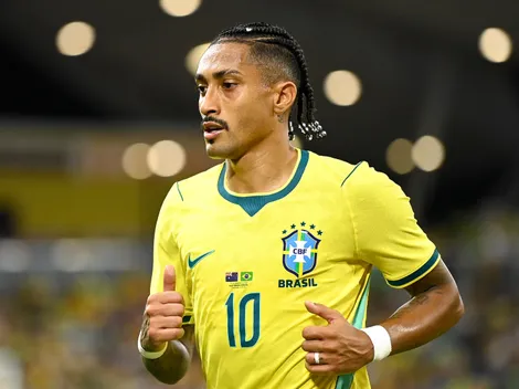 Raphinha deixa a Seleção e volta ao Barcelona