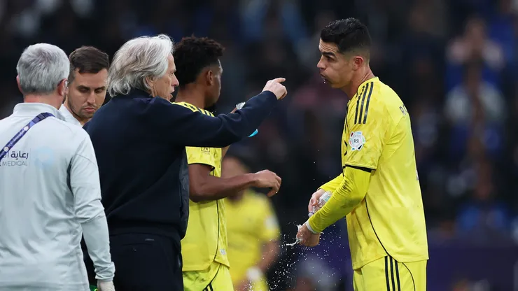 Jorge Jesus e Cristiano Ronaldo no Al-Nassr. (Foto: Yasser Bakhsh/Getty Images)