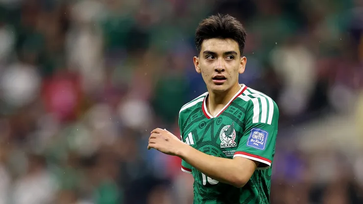 Gilberto Mora, camisa 19 do México, durante a partida das oitavas de final da Copa do Mundo FIFA 2026 entre México e Equador, no Estádio da Cidade do México, em 30 de junho de 2026, na Cidade do México, México. (Foto de Carl Recine/Getty Images)