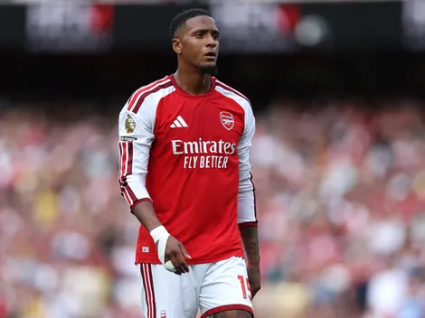 Análise: Konsa muda cenário antes do retorno de Saliba