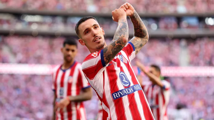 Alex Grimaldo of Atletico Madrid celebrates scoring his team’s first goal during the LaLiga EA Sports 2026/27 match between Atletico de Madrid and Real Madrid at Riyadh Air Metropolitano on September 20, 2026 in Madrid, Spain.