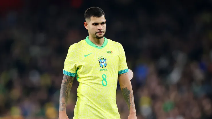 LONDON, ENGLAND - NOVEMBER 15: Bruno Guimarães of Brazil during the International Friendly match between Brazil and Senegal at Emirates Stadium on November 15, 2025 in London, England. (Photo by Harry Murphy/Getty Images)